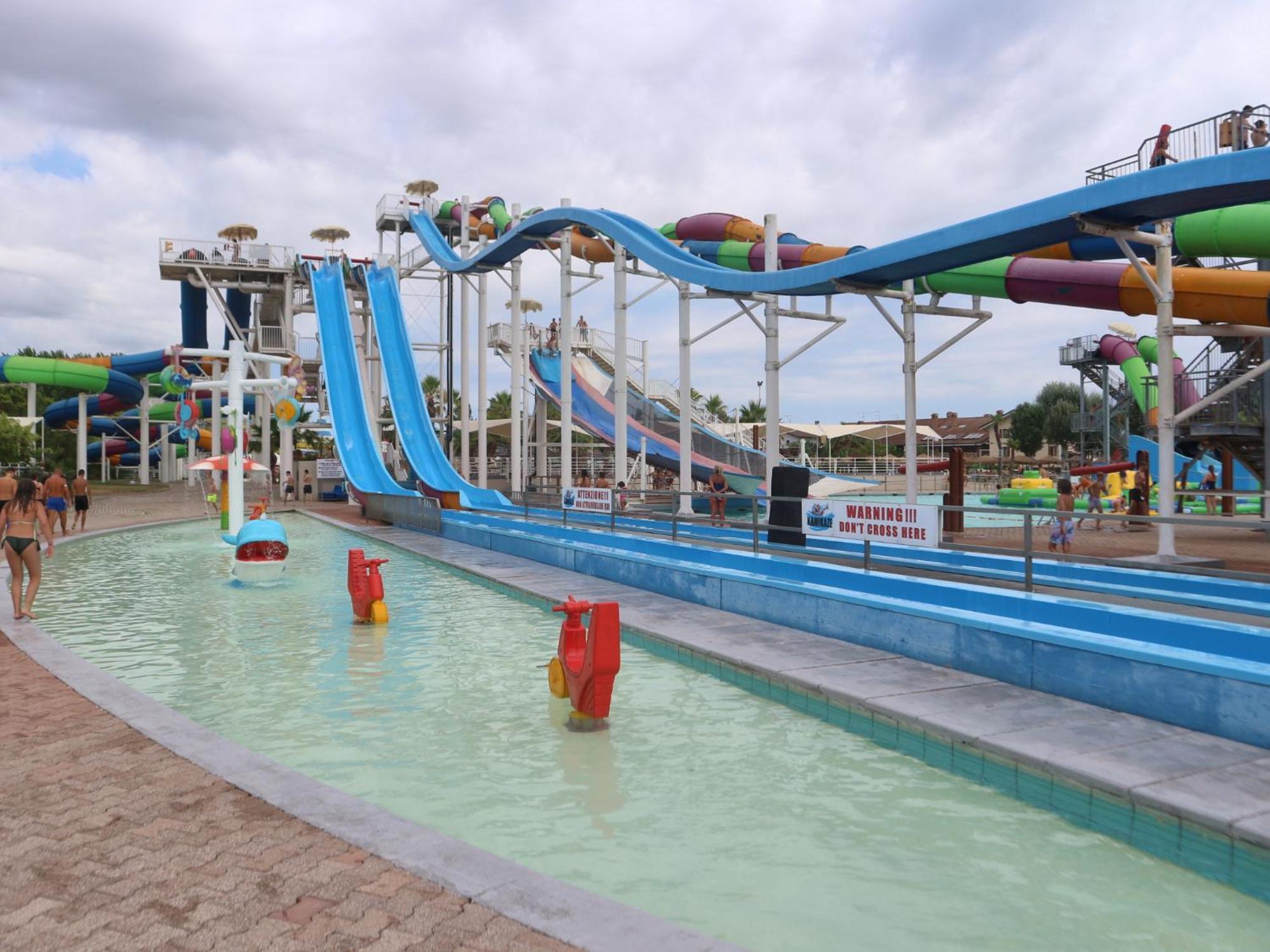 Michelangelo Beach Lignano Sabbiadoro Bagian luar foto